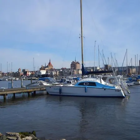 Semesterbostad Felizitas Comfortable Rostock